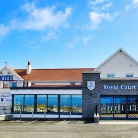 Royal Court Hotel Portrush Exterior photo